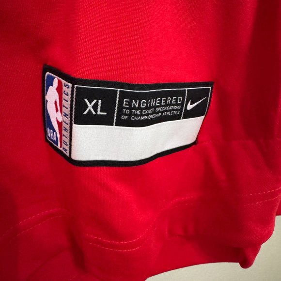 Nike NBA Atlanta Hawks Team Issue Player Pregame Warmup LS Shirt Red Mens - Picture 12 of 13